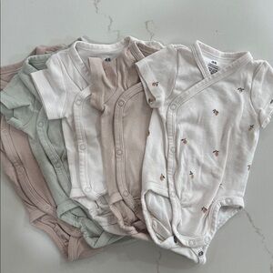 H&M Kids Bodysuit Set - White, Cream, Green, Tan